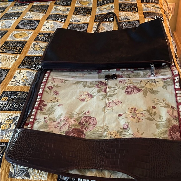 Brighton Brown and Black Travel garment bag - Picture 16 of 16